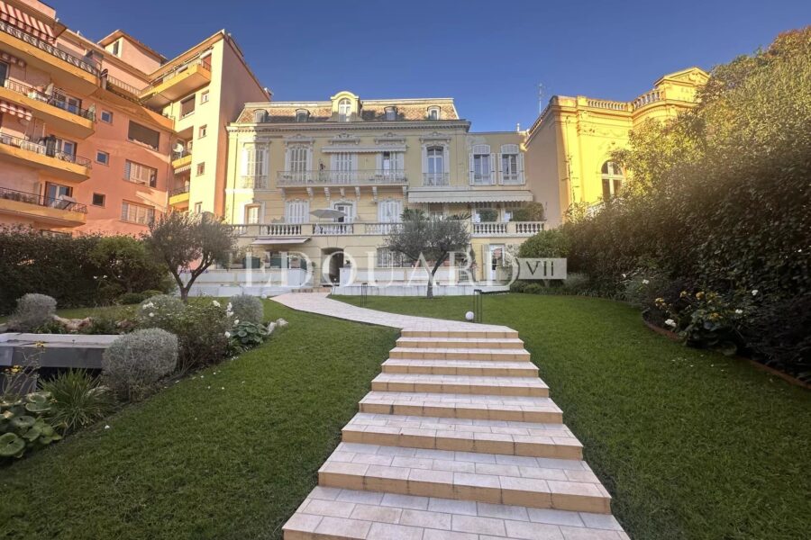 Appartement à vendre à Menton — Vue parc & jardin — photo 2