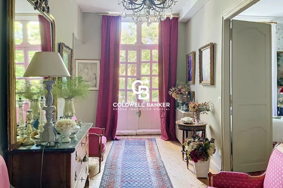 Maison à vendre à Saint-Jean-d&rsquo;Angély — Vue parc & jardin — photo 4