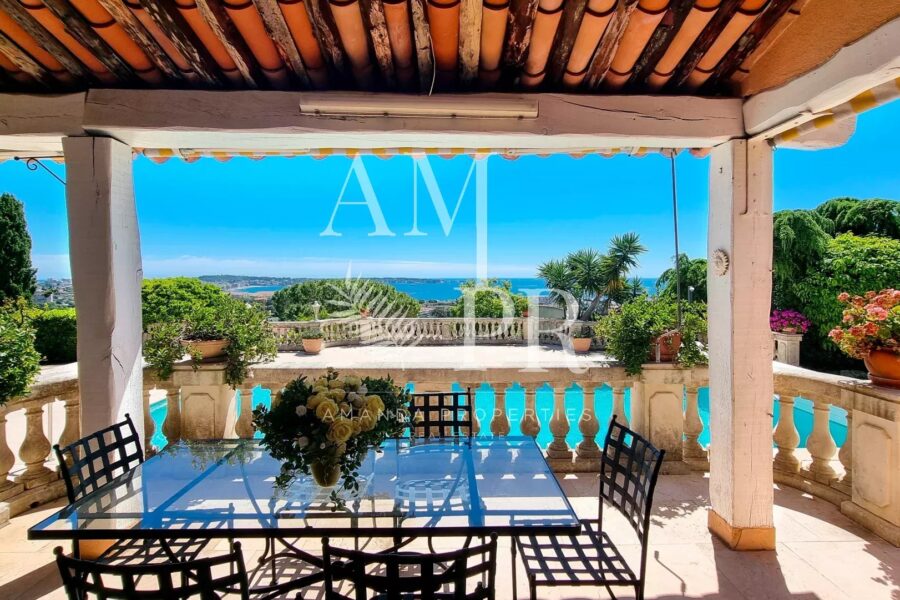 Maison à vendre à Cannes — Vue mer — photo 1