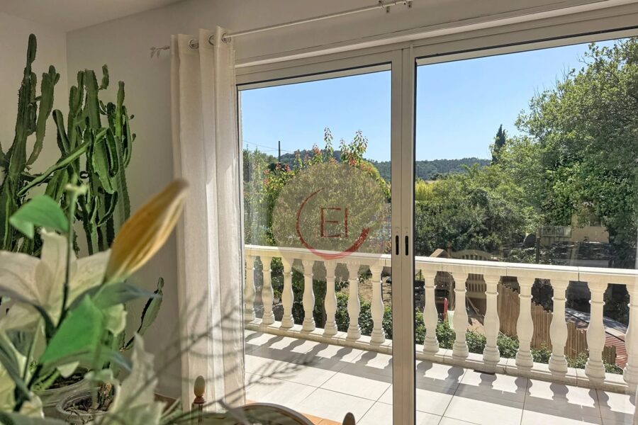 Maison à vendre à Les Adrets-de-l&rsquo;Estérel — Vue montagne — photo 19