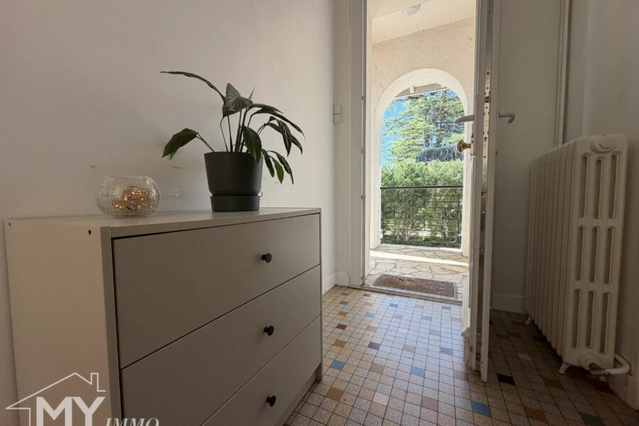 Maison à vendre à Pineuilh — Vue parc & jardin — photo 4