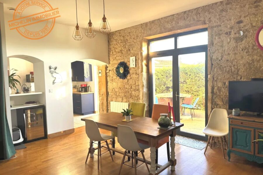 Appartement à vendre à Chazay-d&rsquo;Azergues — Vue parc & jardin — photo 2