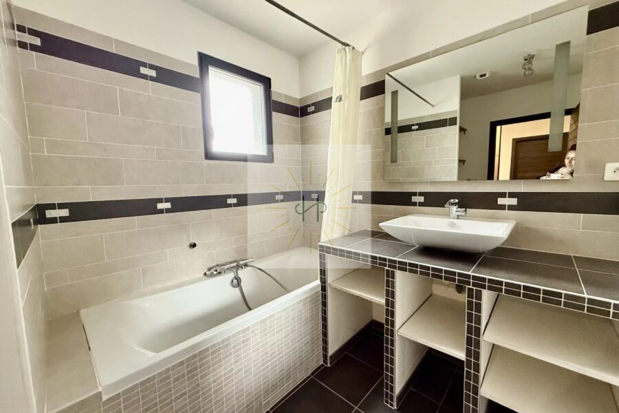 Maison à vendre à Montélimar — Vue montagne — photo 13
