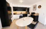 Appartement à vendre à Roquefort-les-Pins — Vue parc & jardin — photo 3