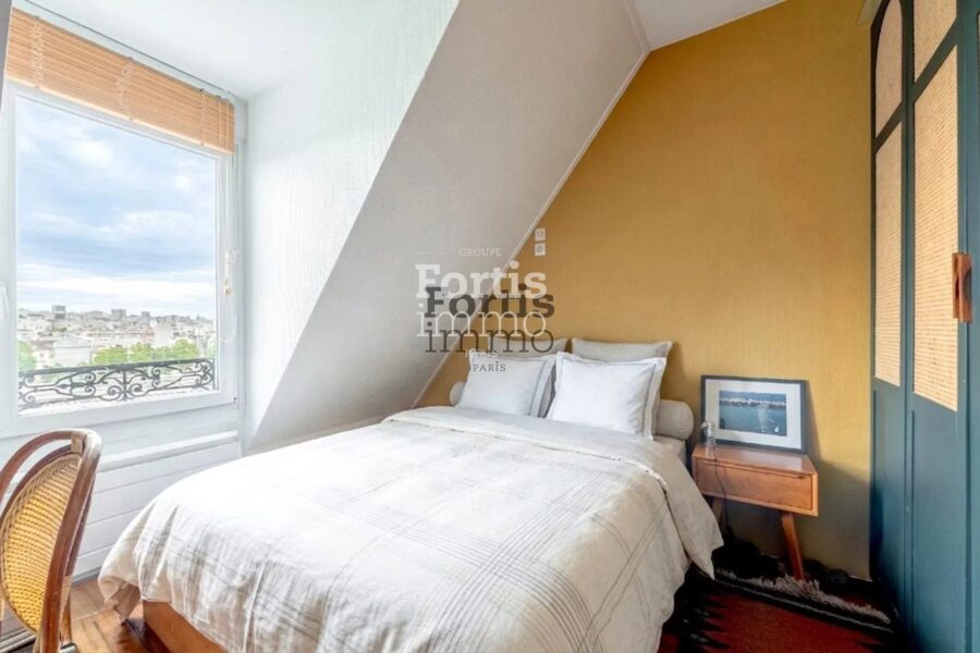 Appartement à vendre à Paris 10e arrondissement — Vue sur la ville — photo 13