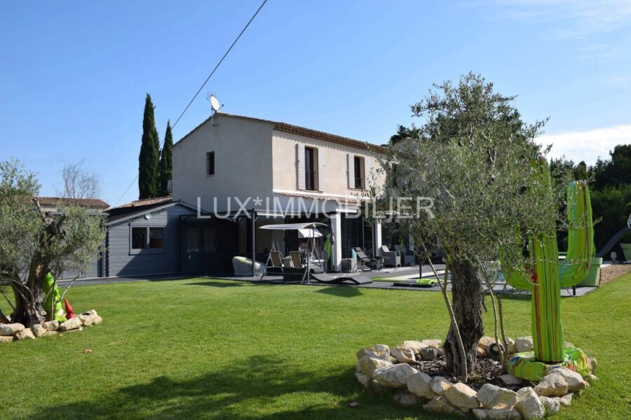 Maison à vendre à Saint-Rémy-de-Provence — Vue montagne — photo 2