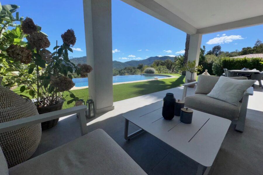 Maison à vendre à Les Adrets-de-l&rsquo;Estérel — Vue montagne — photo 40