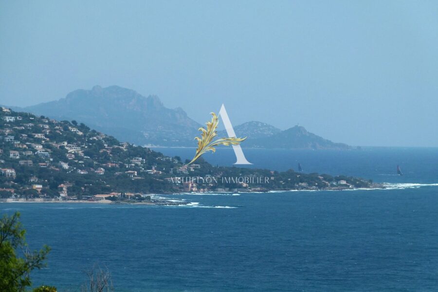 Maison à vendre à Sainte-Maxime — Vue mer — photo 23