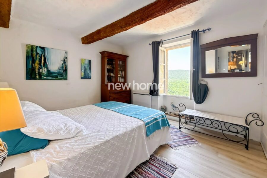 Appartement à vendre à Bagnols-en-Forêt — Vue montagne — photo 4