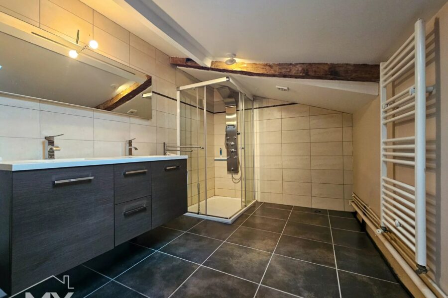 Maison à vendre à Les Lèves-et-Thoumeyragues — Vue montagne — photo 26