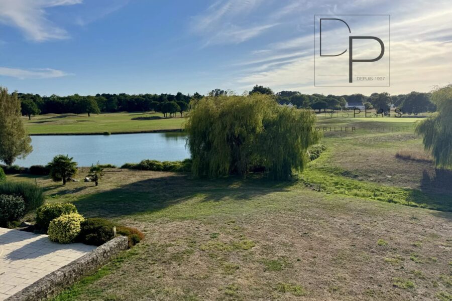 Maison à vendre à Saint-André-des-Eaux — Vue golf — photo 1