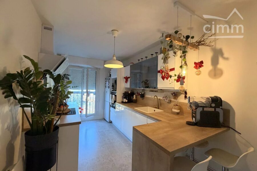 Appartement à vendre à Blois — Vue sur la ville — photo 4
