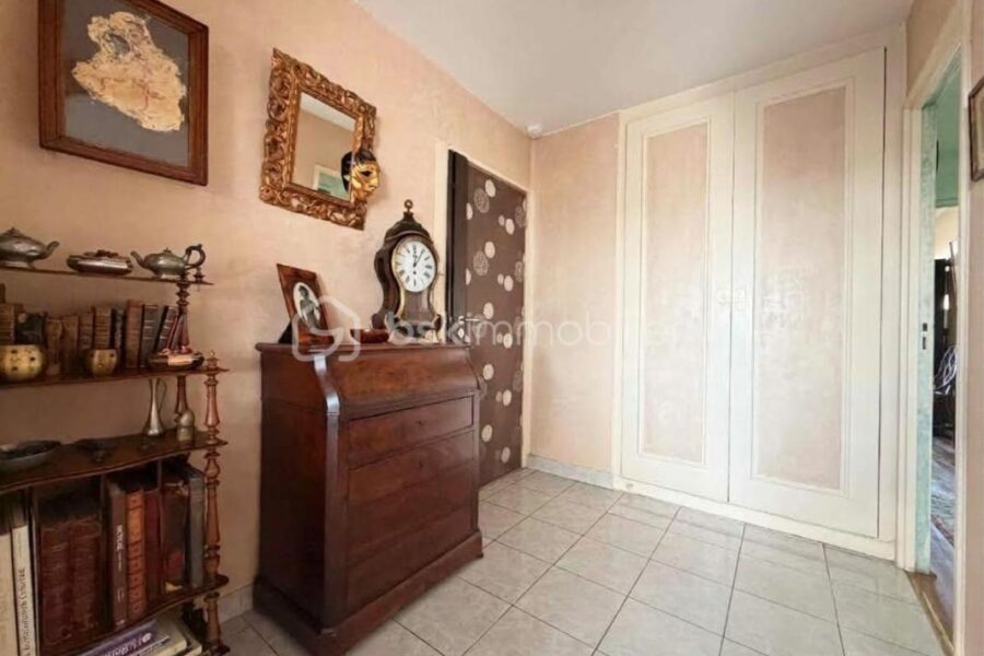 Appartement à vendre à Courbevoie — Vue sur la ville — photo 4