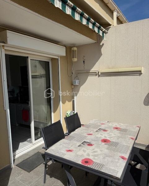 Appartement à vendre à Salon-de-Provence — Vue sur la ville — photo 4