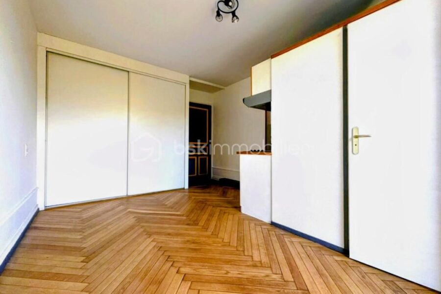 Appartement à vendre à Aix-les-Bains — Vue montagne — photo 4