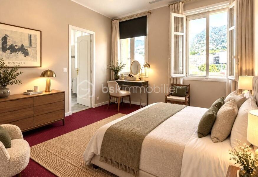 Appartement à vendre à Toulon — Vue sur la ville — photo 1