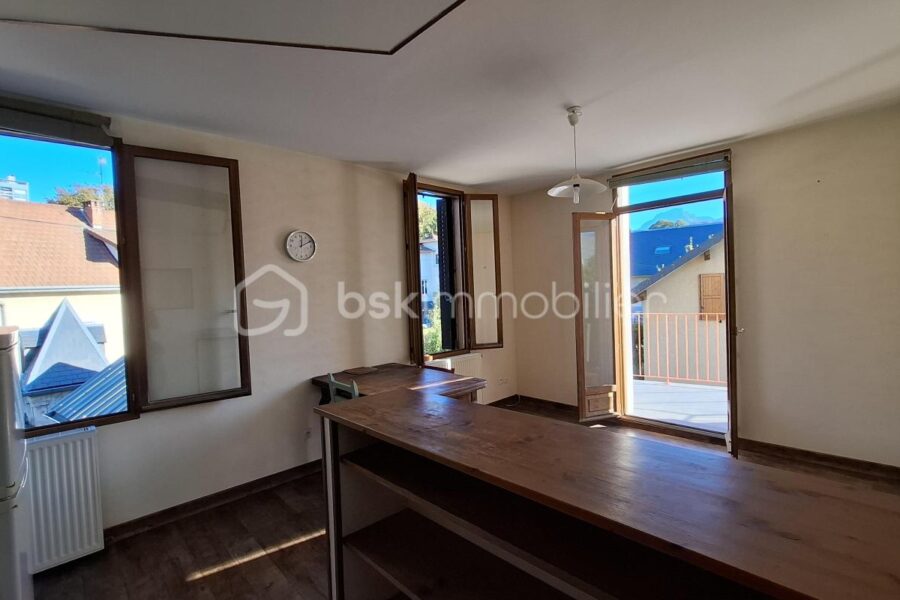 Appartement à vendre à Chambéry — Vue sur la ville — photo 4