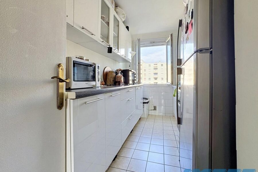 Appartement à vendre à Marseille 9e arrondissement — Vue montagne — photo 4