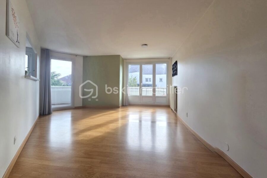 Appartement à vendre à Pontault-Combault — Vue parc & jardin — photo 5