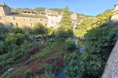Appartement à vendre à Largentière