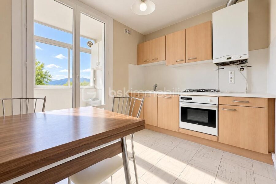 Appartement à vendre à Saint-Martin-d&rsquo;Hères — Vue montagne — photo 4