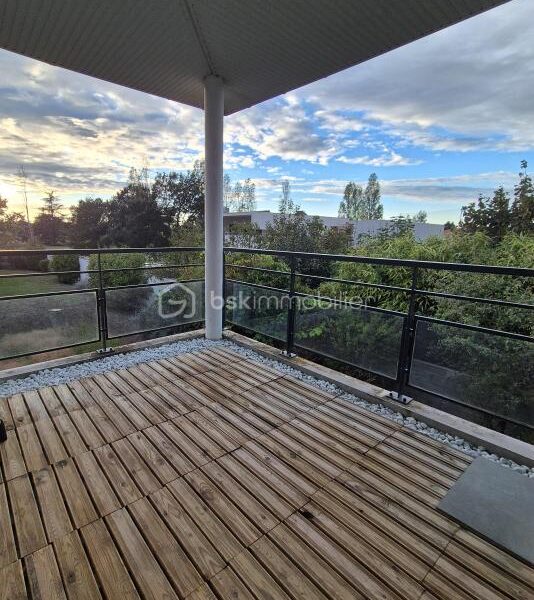 Appartement à vendre à Seilh — Vue parc & jardin — photo 1