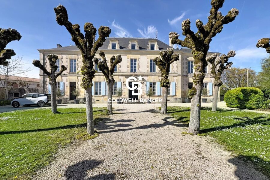 Maison à vendre à Aumagne — Vue parc & jardin — photo 24