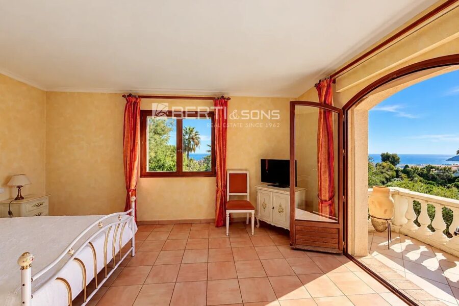 Maison à vendre à Mandelieu-la-Napoule — Vue mer — photo 9