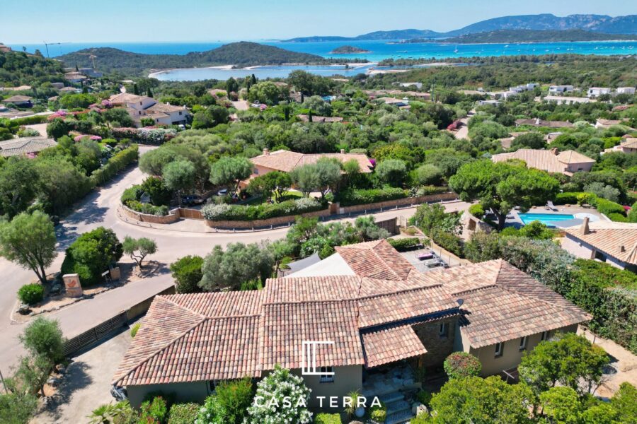 Maison à vendre à Sainte-Lucie-de-Porto-Vecchio — Vue mer — photo 2