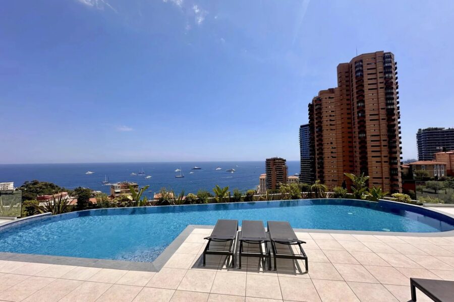 Appartement à vendre à Roquebrune-Cap-Martin — Vue mer — photo 1