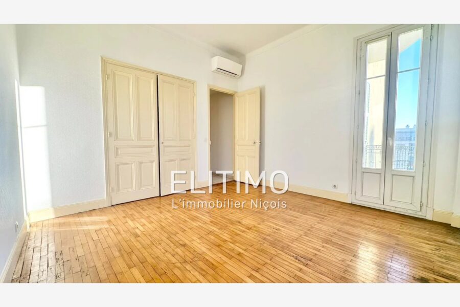 Appartement à vendre à Nice — Vue sur la ville — photo 11