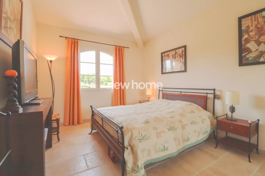Maison à vendre à Callian — Vue parc & jardin — photo 16