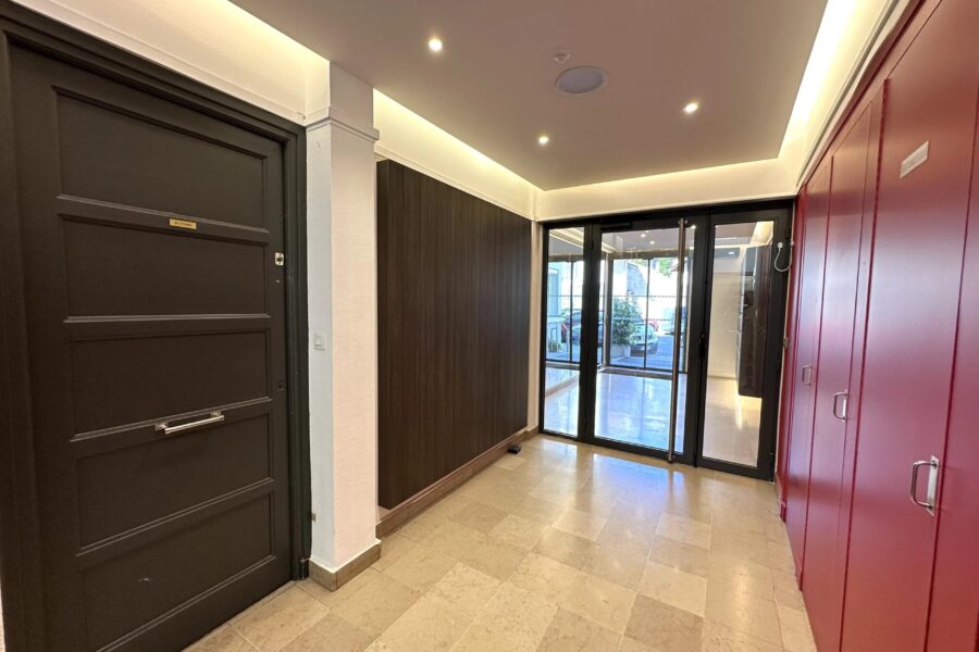 Appartement à vendre à Saint-Étienne — Vue sur la ville — photo 36