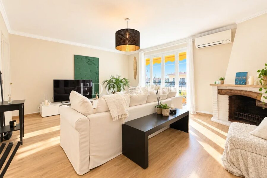 Appartement à vendre à Roquebrune-Cap-Martin — Vue montagne — photo 3