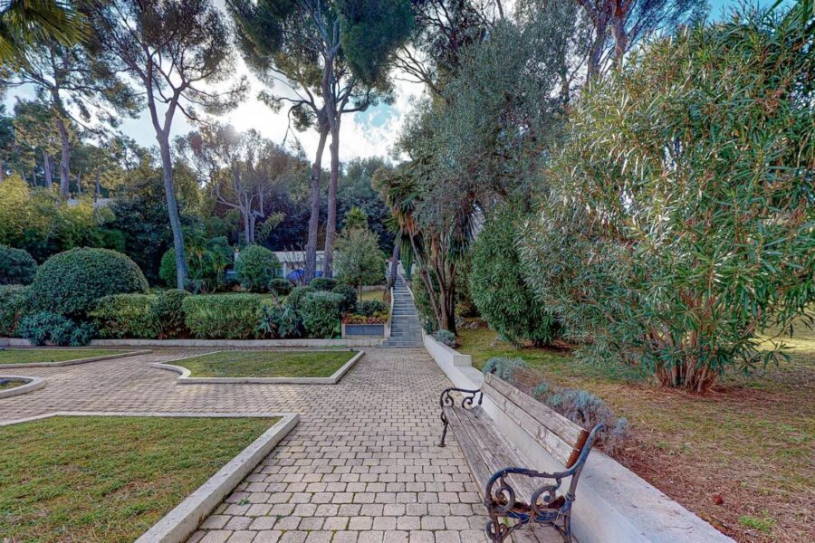 Maison à vendre à Saint-Jean-Cap-Ferrat — Vue mer — photo 5