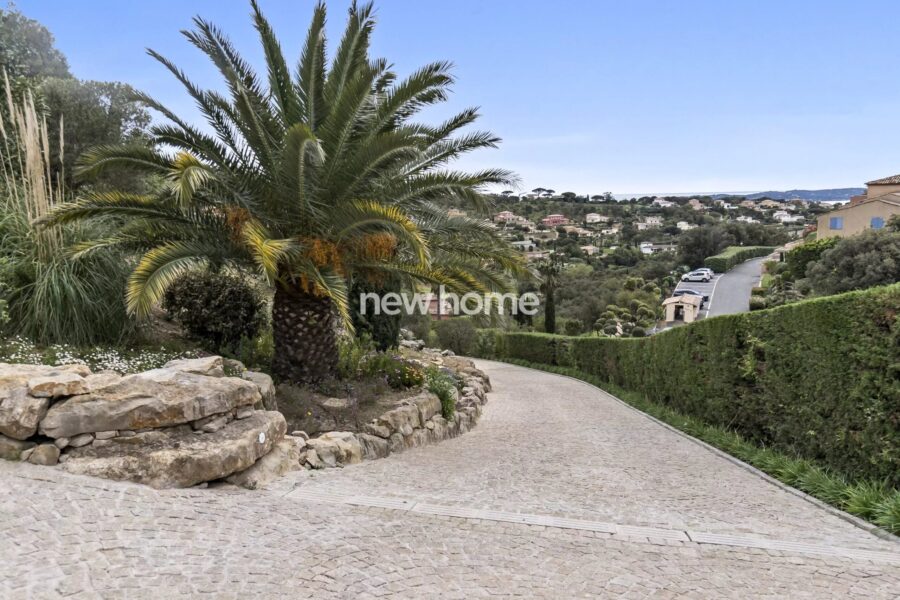Maison à vendre à Sainte-Maxime — Vue mer — photo 9