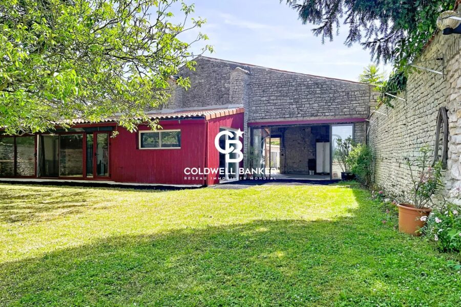 Maison à vendre à Benon — Vue parc & jardin — photo 3