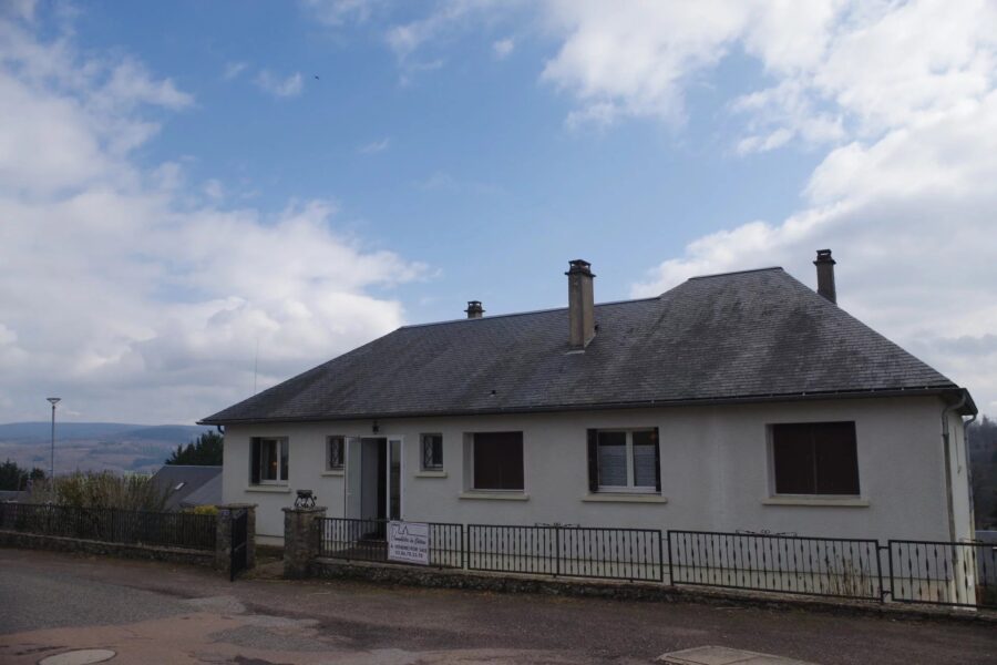 Maison à vendre à Château-Chinon (Ville) — Vue montagne — photo 2