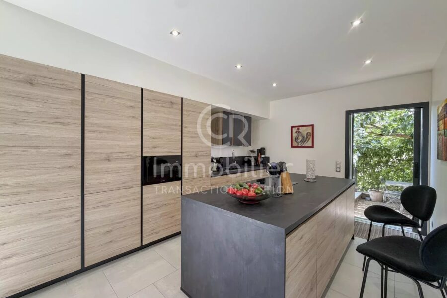 Maison à vendre à Cannes — Vue parc & jardin — photo 7