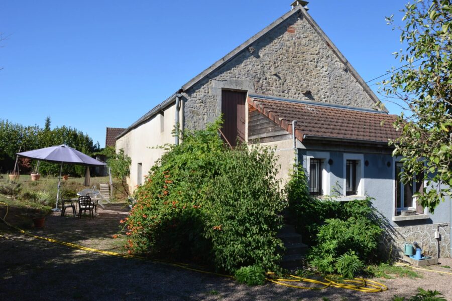 Maison à vendre à Alluy — Vue nature — photo 2