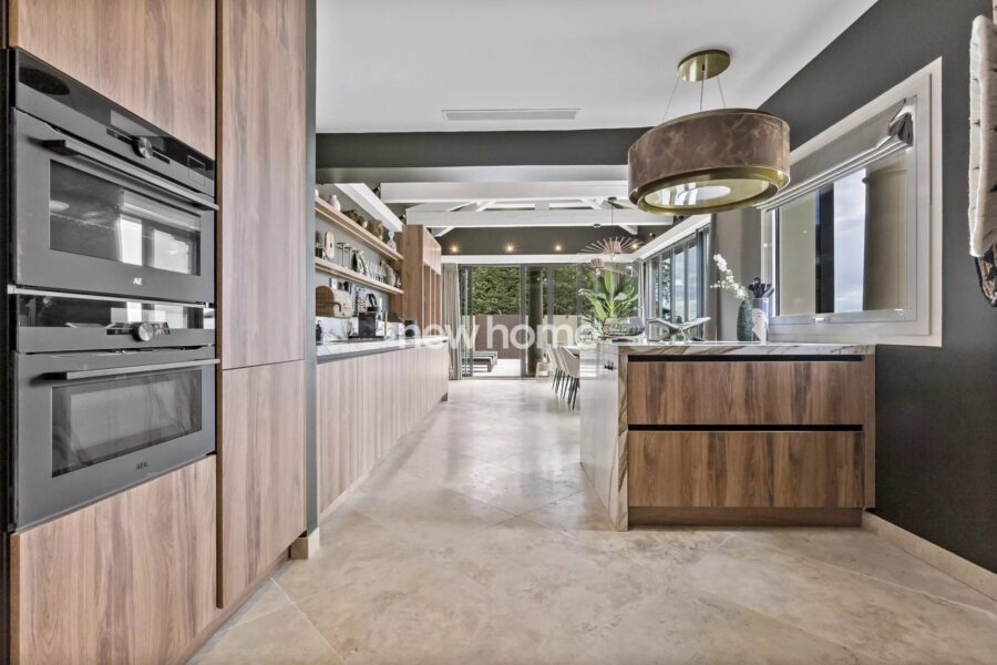 Maison à vendre à Sainte-Maxime — Vue mer — photo 23