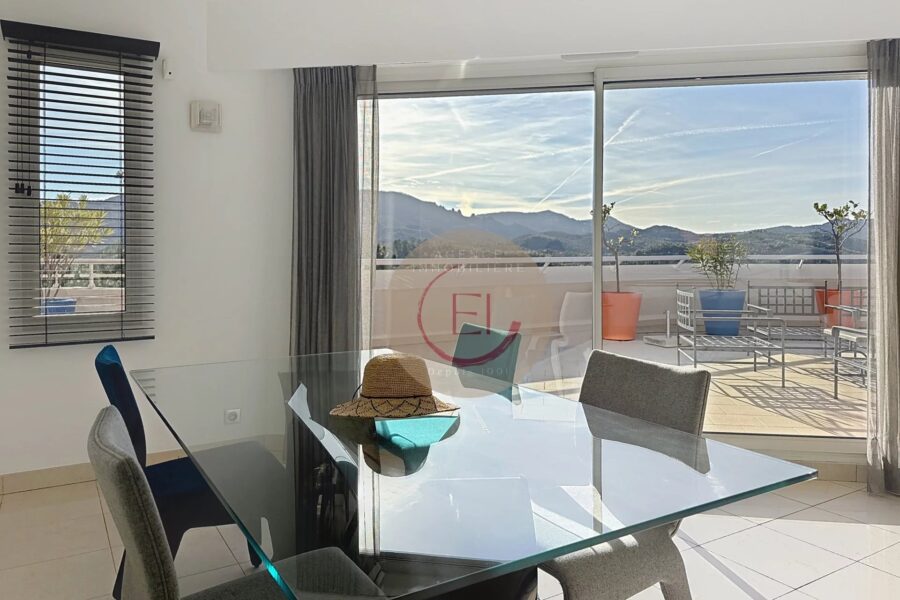 Appartement à vendre à Mandelieu-la-Napoule — Vue golf — photo 14