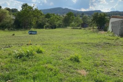 Terrain à vendre à Labégude
