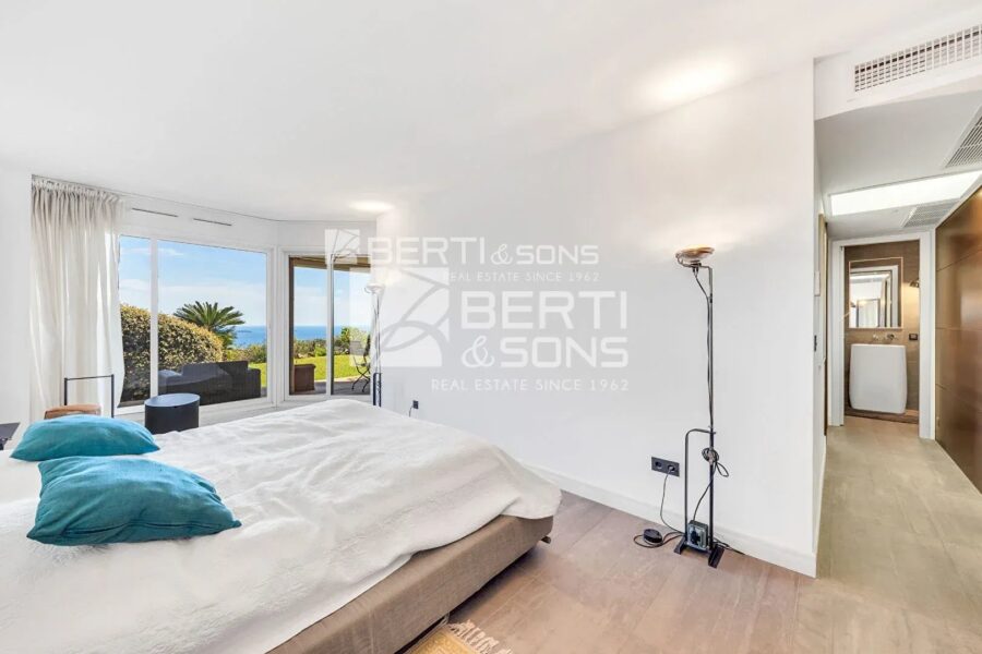Appartement à vendre à Mandelieu-la-Napoule — Vue mer — photo 10