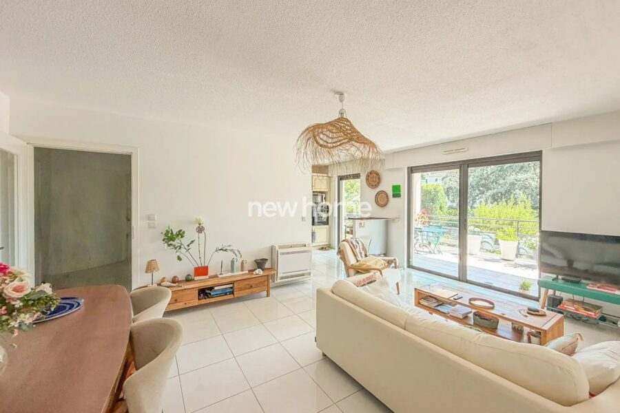 Appartement à vendre à Saint-Raphaël — Vue montagne — photo 6