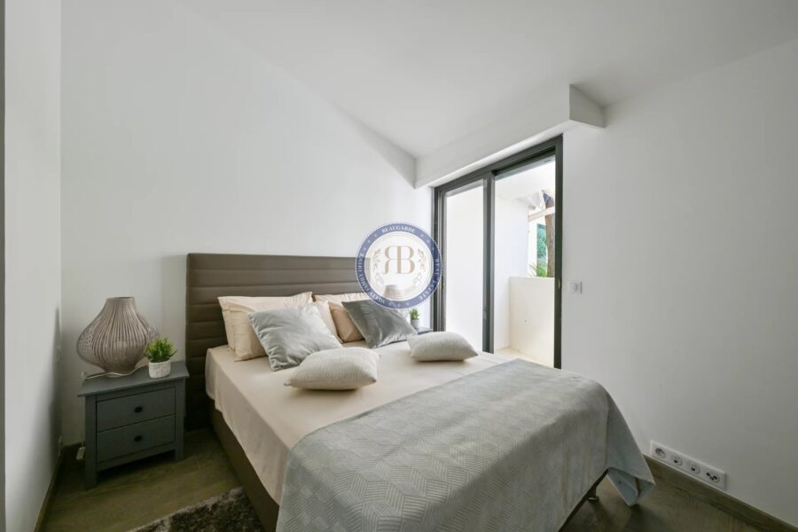 Maison à vendre à Mougins — Vue parc & jardin — photo 7