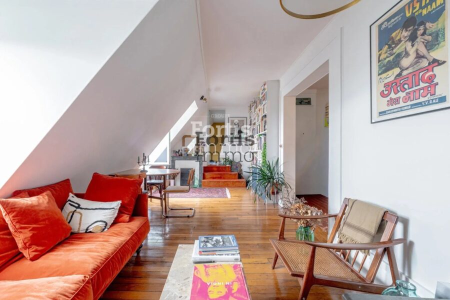 Appartement à vendre à Paris 10e arrondissement — Vue sur la ville — photo 4