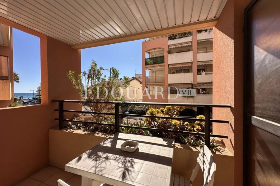 Appartement à vendre à Roquebrune-Cap-Martin — Vue mer — photo 2
