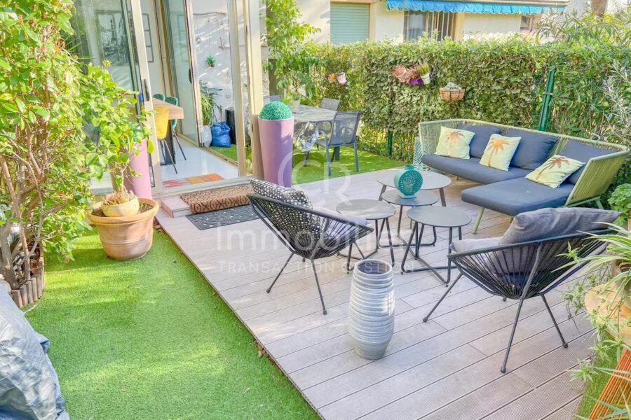 Appartement à vendre à Cannes — Vue parc & jardin — photo 7