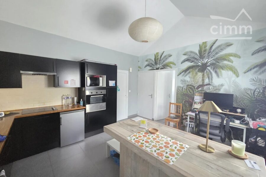 Maison à vendre à Rezé — Vue sur la ville — photo 23